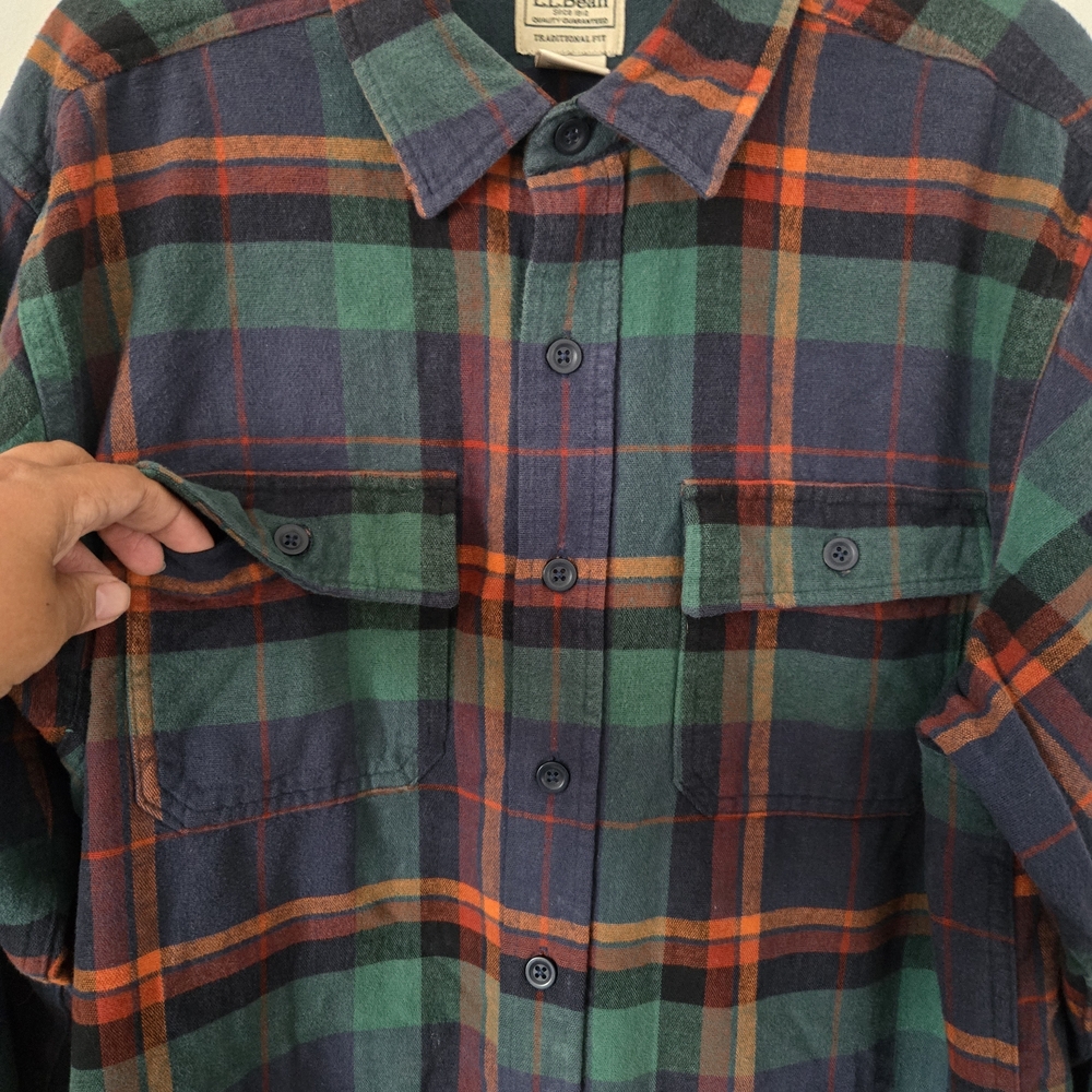 L.L.Bean Plaid Flannel Shirt Large Traditional Fit Cotton Button Up - Picture 7 of 12